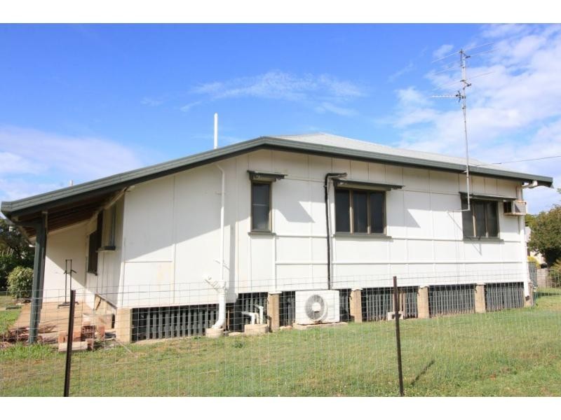 30-32 MARY Street, Ayr QLD 4807