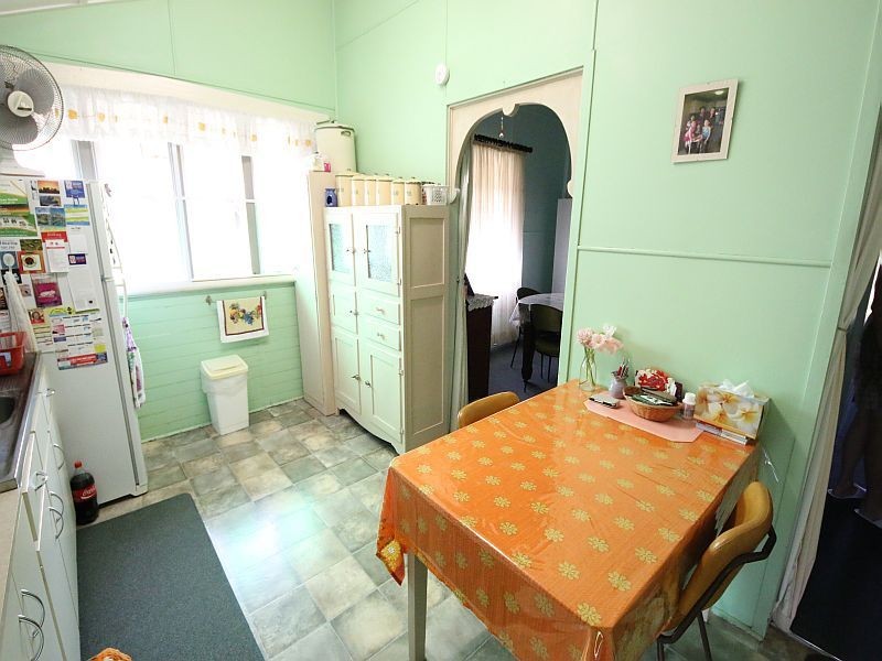 56 RAILWAY Street, Ayr QLD 4807