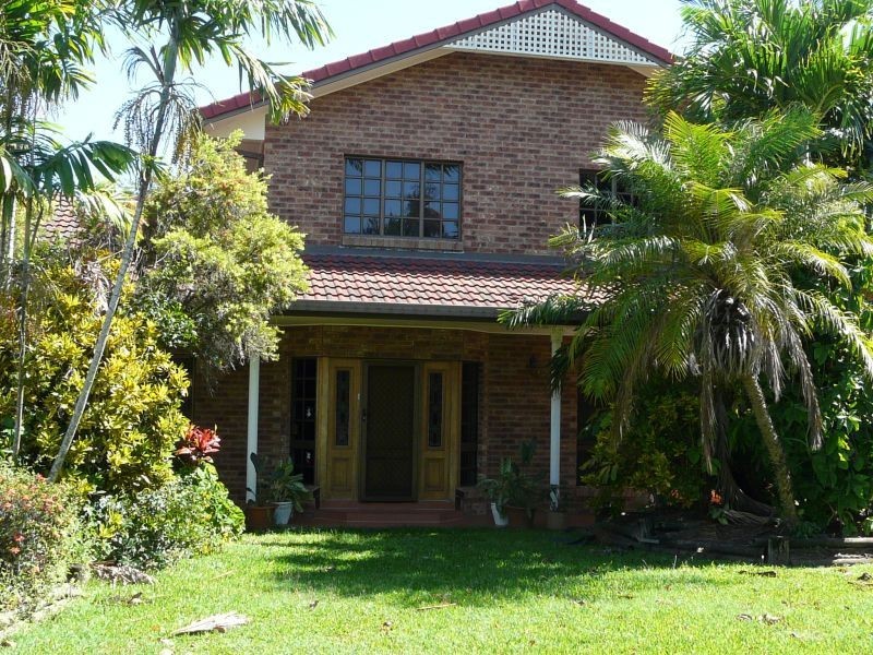 15 STRATHDEE Court, Ayr QLD 4807