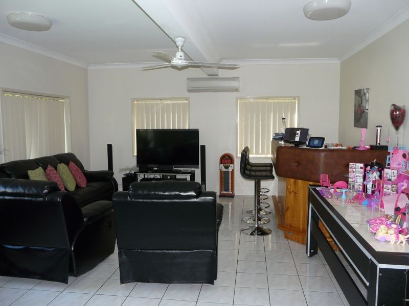 15 STRATHDEE Court, Ayr QLD 4807