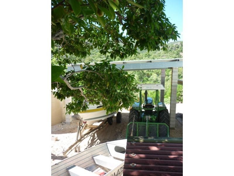 147 MOONLIGHT BAY Esplanade, Inkerman QLD 4806