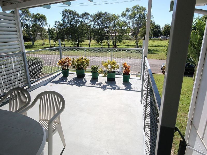 18 FIFTH Avenue, Home Hill QLD 4806