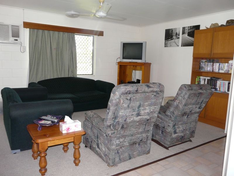 Unit 1/43 WILMINGTON Street, Ayr QLD 4807