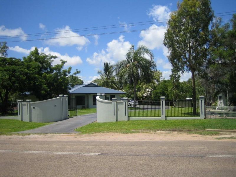 97 Gibson Street, Ayr QLD 4807