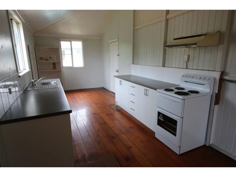 59 SIXTH Street, Home Hill QLD 4806