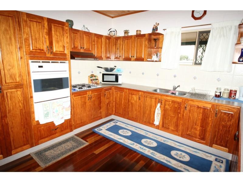 17 GLANVILLE Court, Inkerman QLD 4806