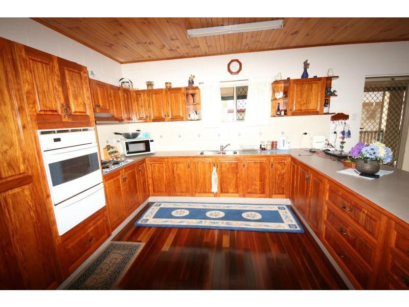 17 GLANVILLE Court, Inkerman QLD 4806