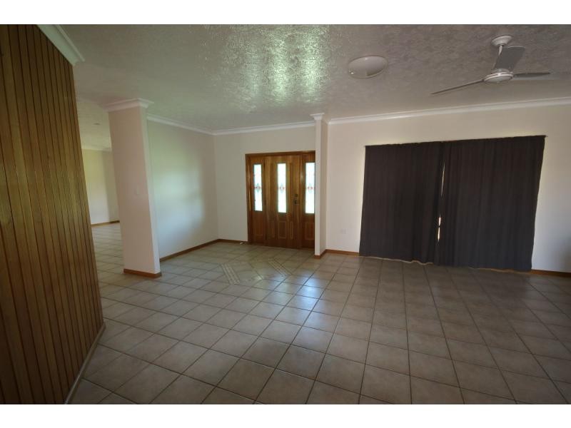 18 IDA Court, Ayr QLD 4807