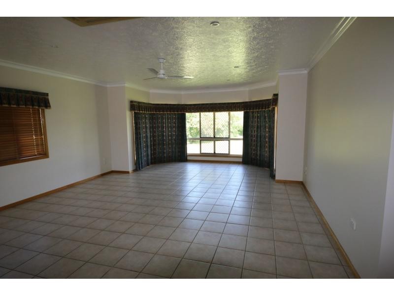 18 IDA Court, Ayr QLD 4807