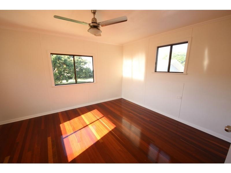 137 NINTH Avenue, Home Hill QLD 4806