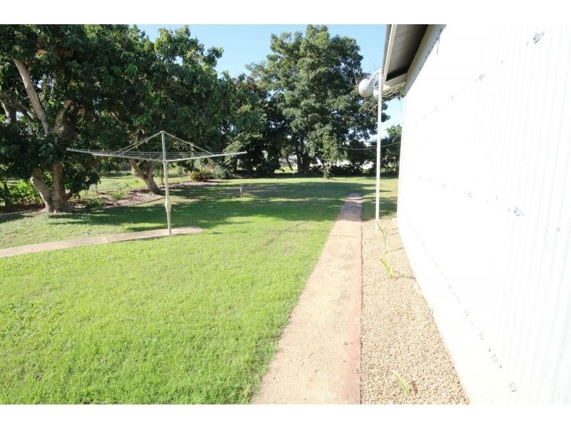 137 NINTH Avenue, Home Hill QLD 4806