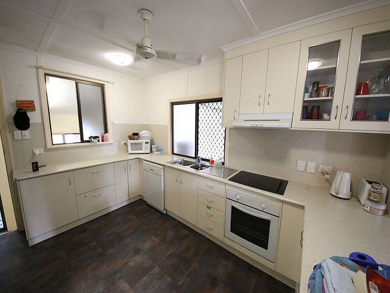 7 BARSBY Street, Ayr QLD 4807