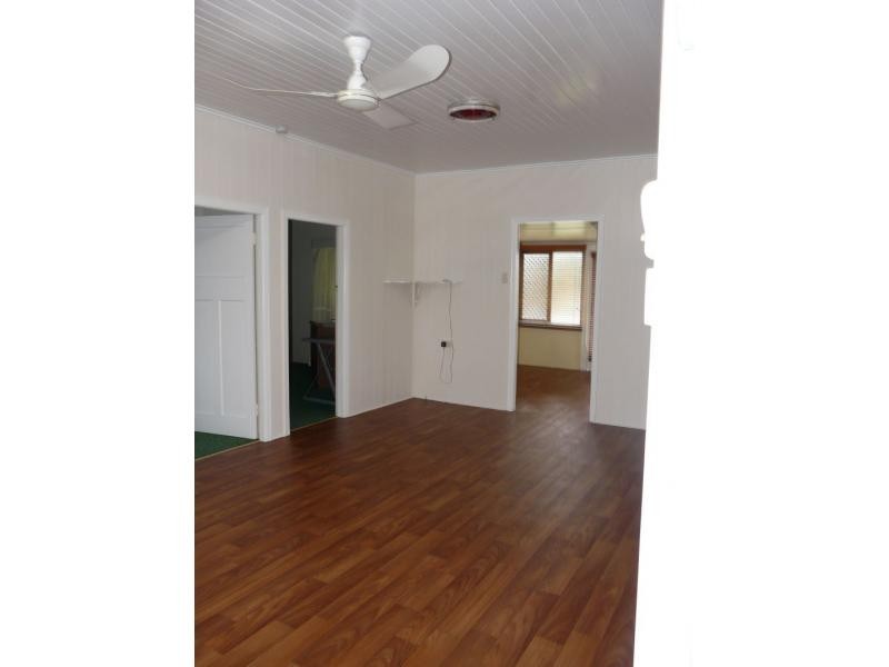 32 MARY Street, Ayr QLD 4807