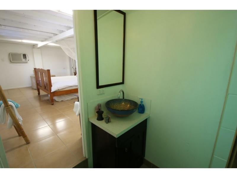 6 TOPTON Street, Alva QLD 4807