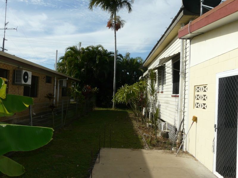 117-119 DRYSDALE Street, Brandon QLD 4808