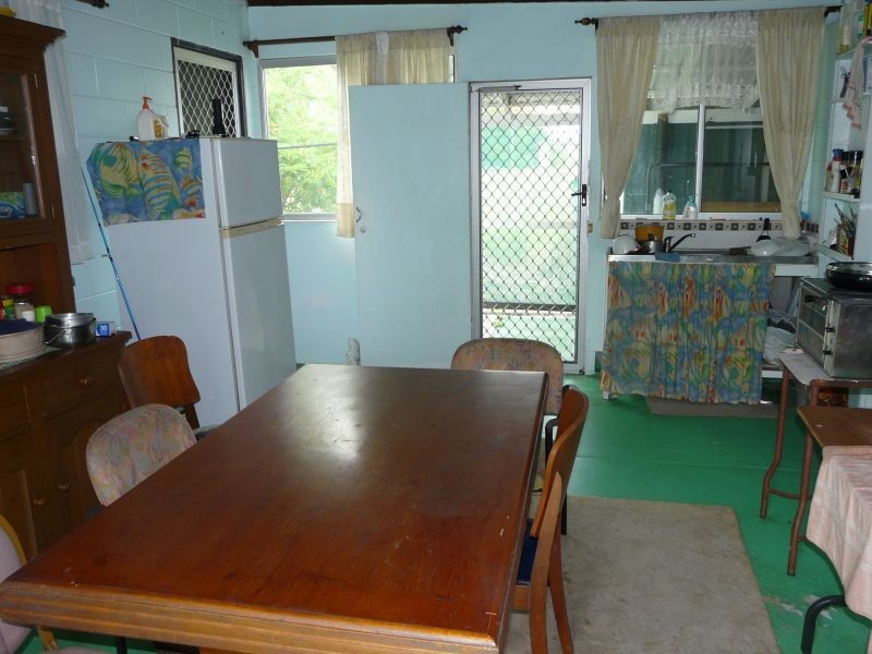 27 JOHN DORY Street, Cungulla QLD 4816