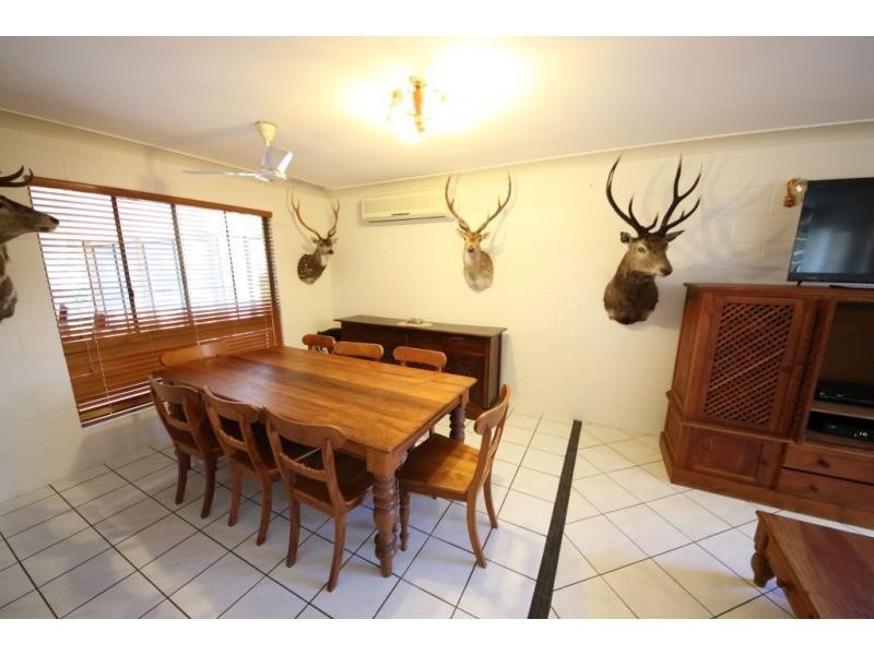 6 MANNINGTON Place, Ayr QLD 4807