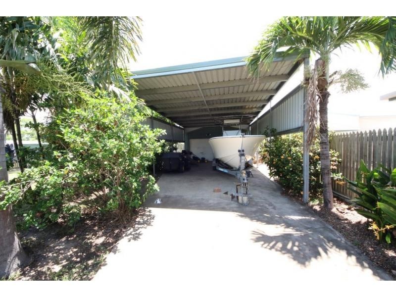 6 MANNINGTON Place, Ayr QLD 4807