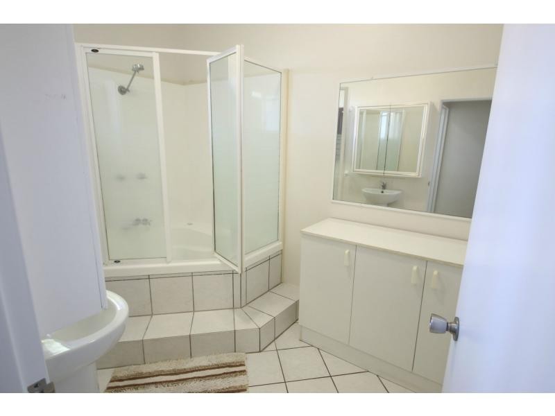 7 EIGHTEENTH Street, Home Hill QLD 4806