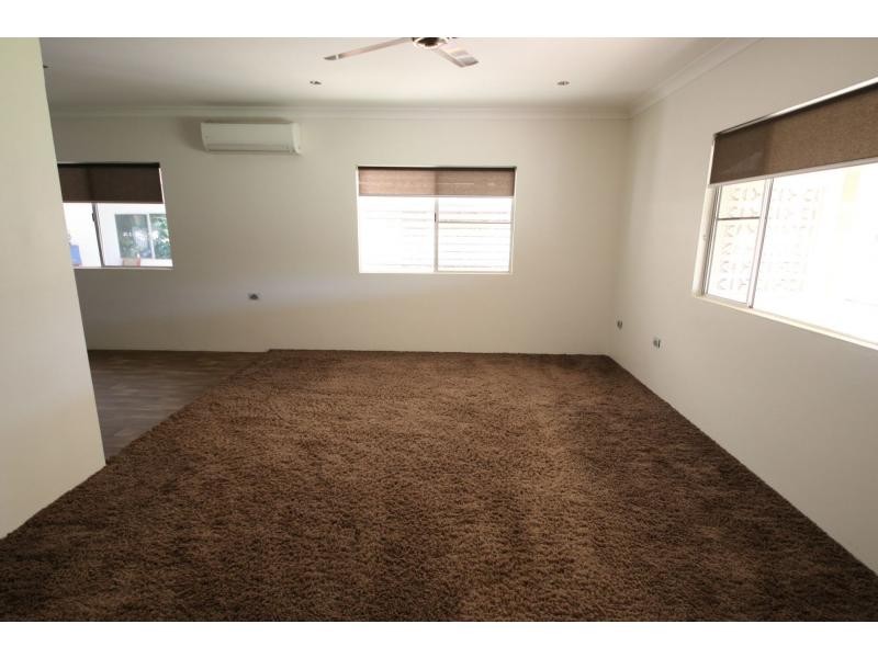 7 EIGHTEENTH Street, Home Hill QLD 4806