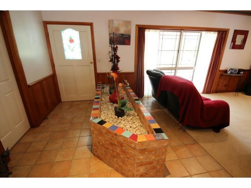 12 HILLCREST Place, Ayr QLD 4807