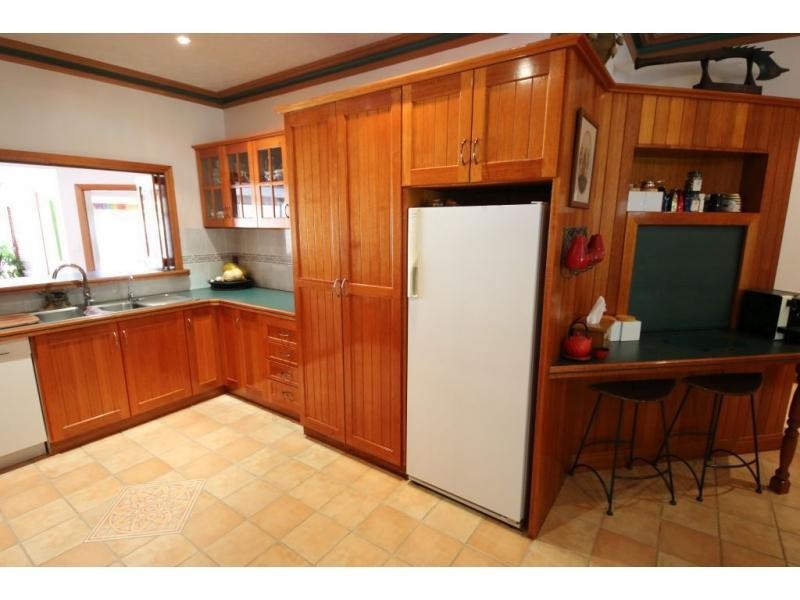 12 HILLCREST Place, Ayr QLD 4807