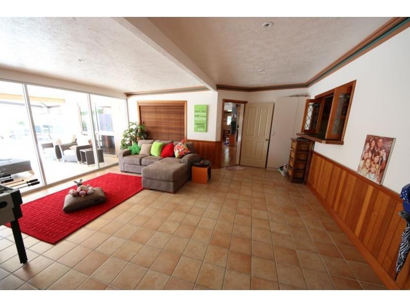 12 HILLCREST Place, Ayr QLD 4807