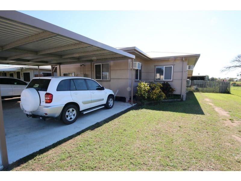 61 FOURTEENTH Avenue, Home Hill QLD 4806