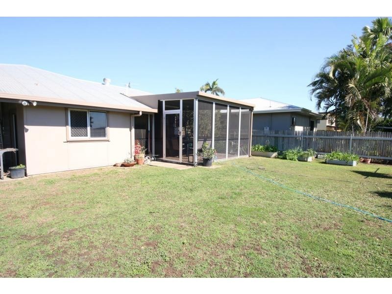 61 FOURTEENTH Avenue, Home Hill QLD 4806