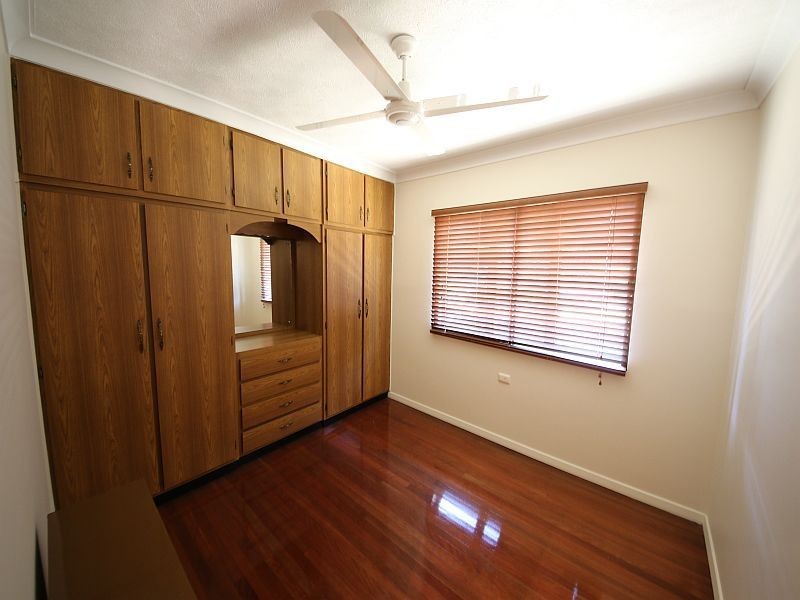 20 TENTH Street, Home Hill QLD 4806