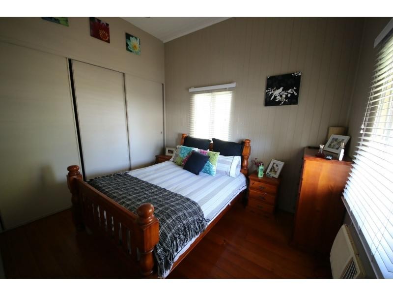 11 CAMERON Street, Ayr QLD 4807