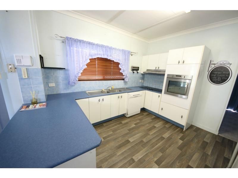 10 PACIFIC Court, Brandon QLD 4808