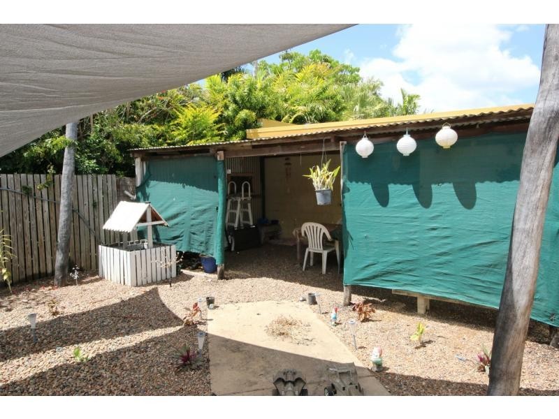 2 TO 4 GREEN Street, Brandon QLD 4808