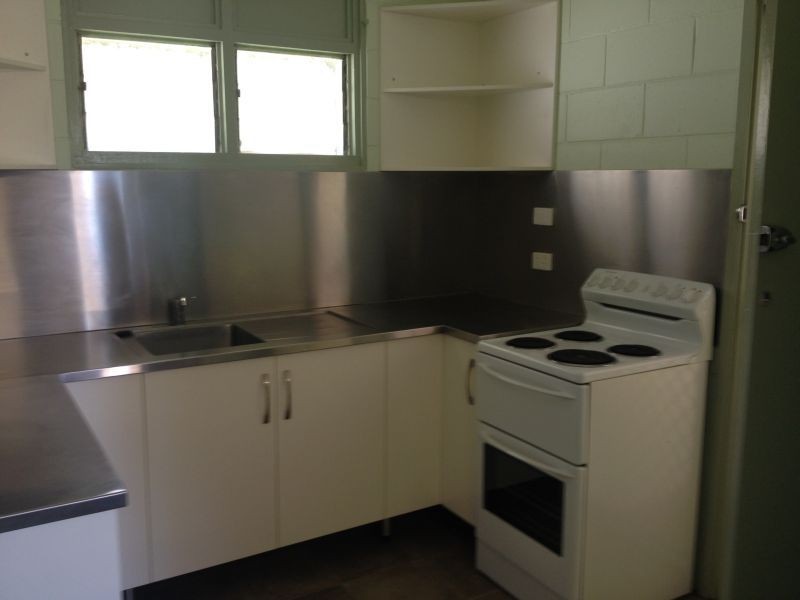 Unit 2/305 STUART Drive, Wulguru QLD 4811