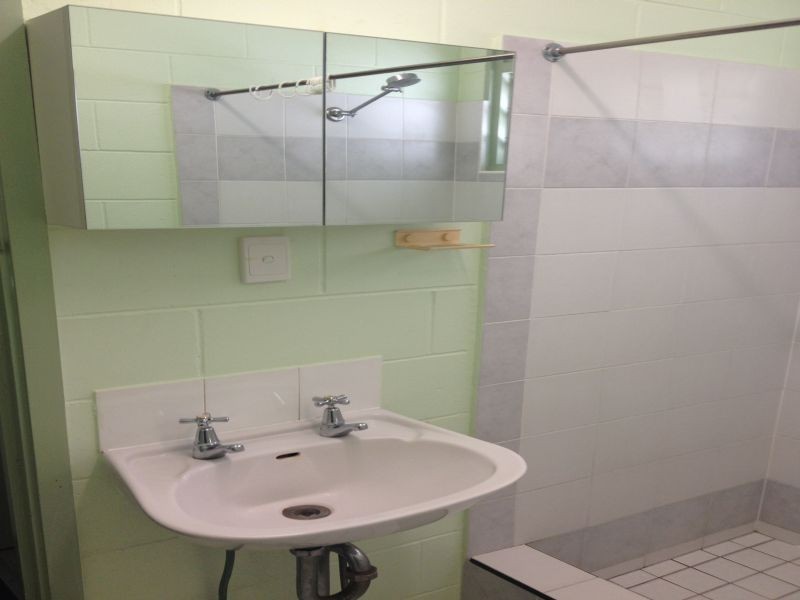 Unit 2/305 STUART Drive, Wulguru QLD 4811