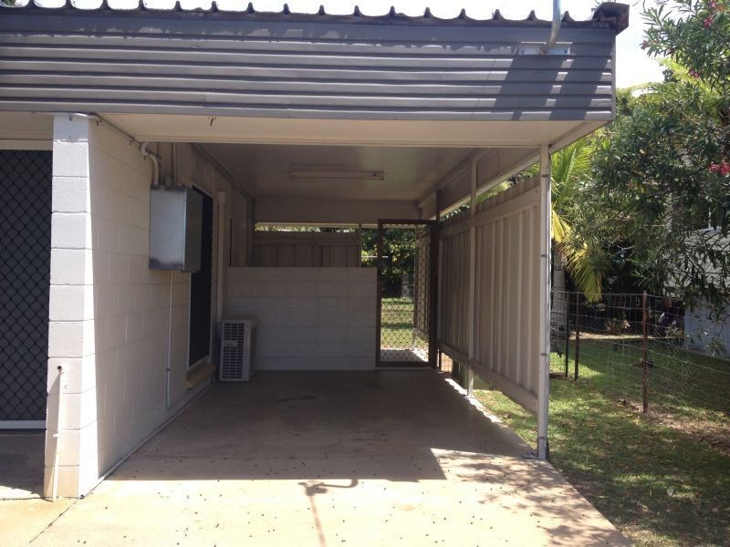 Unit 2/305 STUART Drive, Wulguru QLD 4811