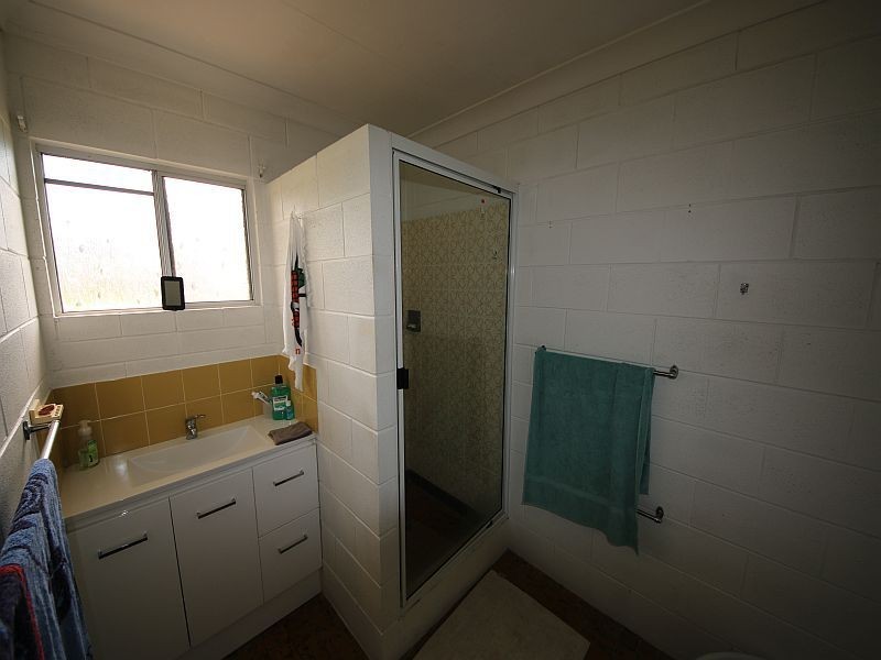 Unit 2/20 PARKER Street, Ayr QLD 4807