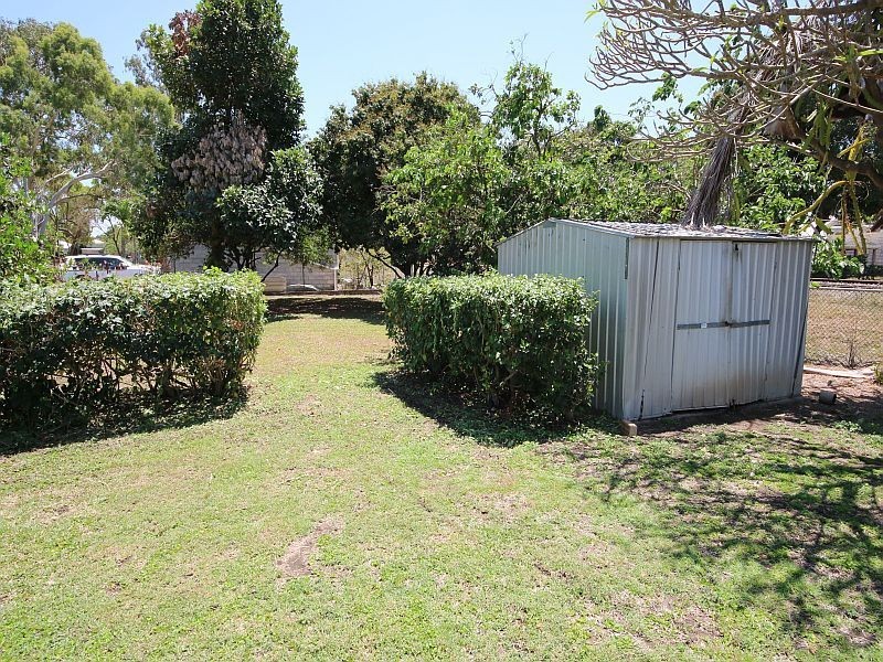 32 TENTH Street, Home Hill QLD 4806