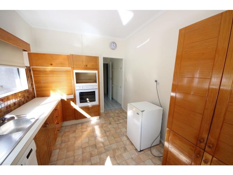 2 PHILLIPS Street, Ayr QLD 4807