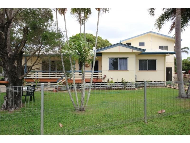 2 PHILLIPS Street, Ayr QLD 4807