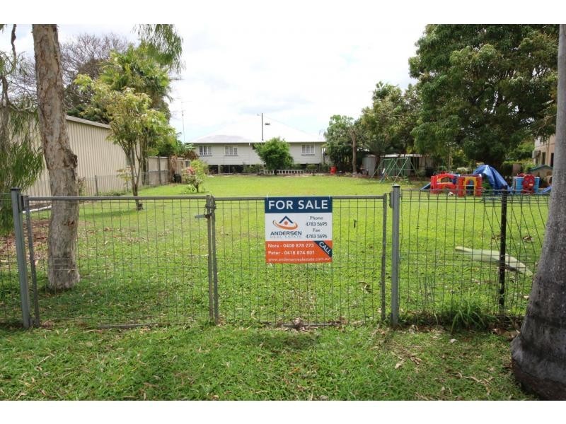 2 PHILLIPS Street, Ayr QLD 4807