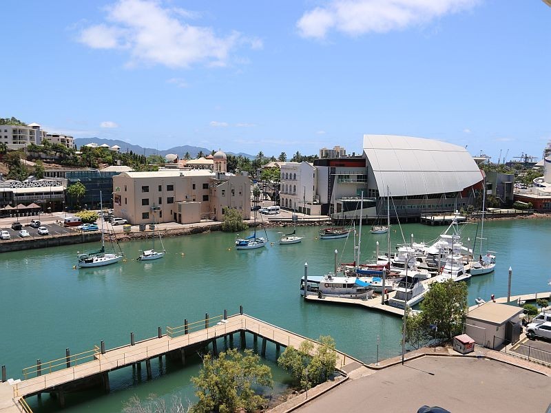 124/9 ANTHONY Street, South Townsville QLD 4810