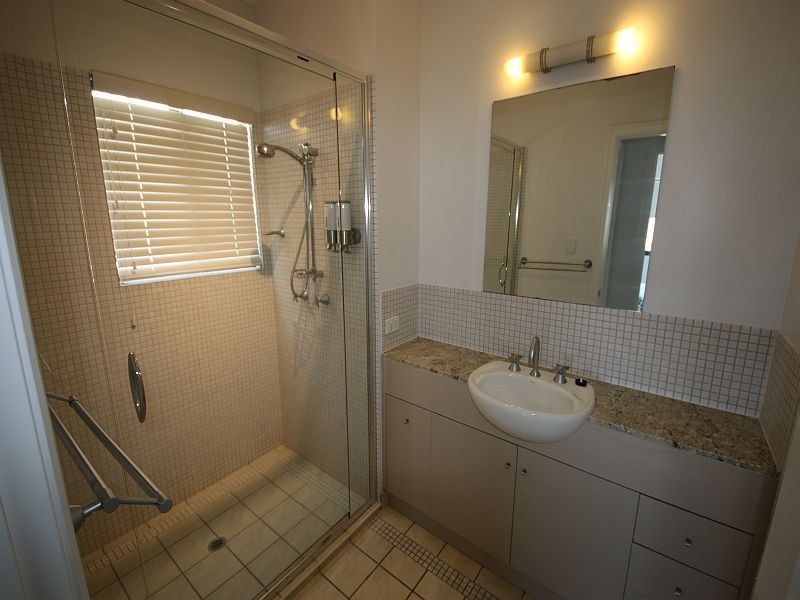 124/9 ANTHONY Street, South Townsville QLD 4810