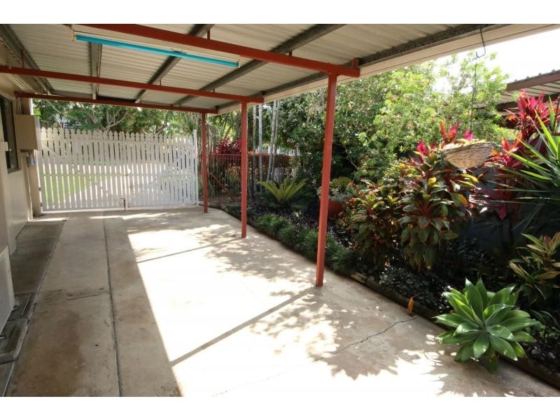 16 MOSS Street, Ayr QLD 4807