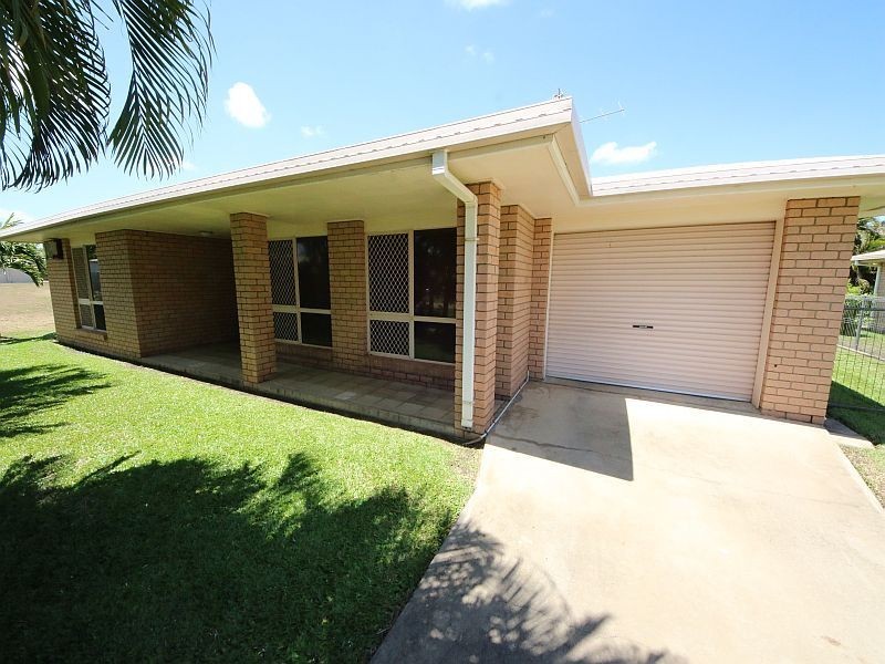 11 GAINSBOROUGH Drive, Ayr QLD 4807