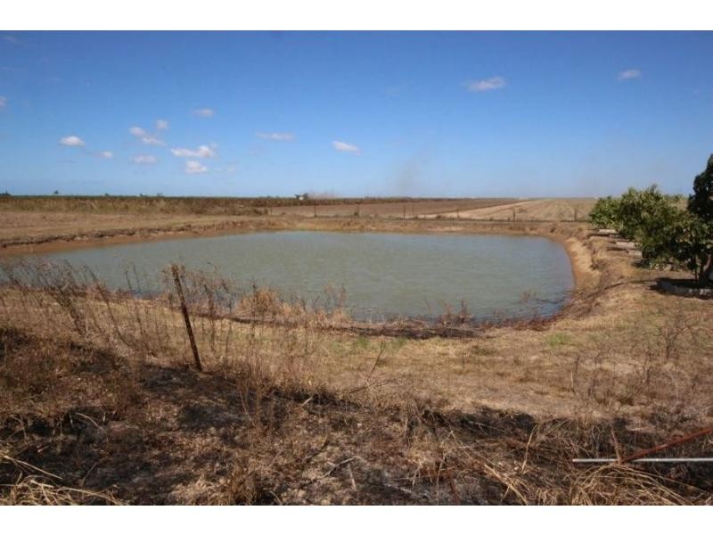135 BARTLETT Road, Horseshoe Lagoon QLD 4809