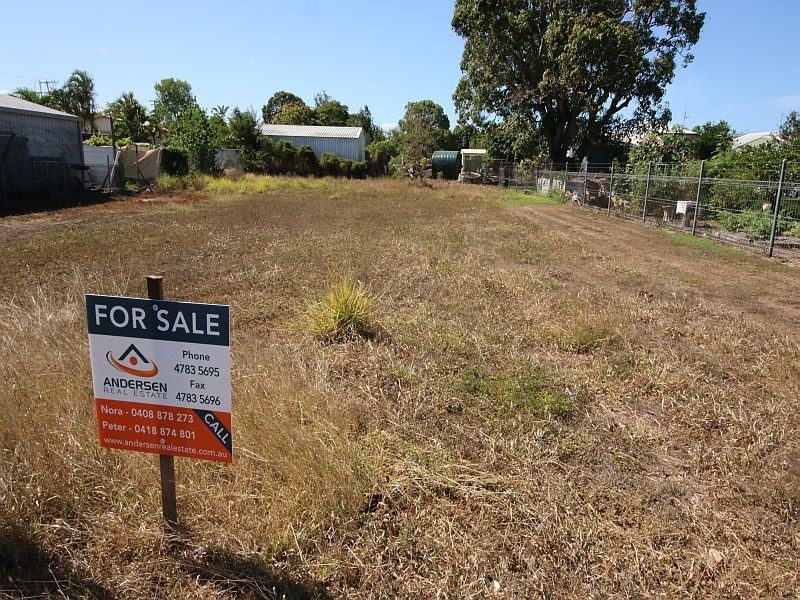 16 SECOND Street, Home Hill QLD 4806