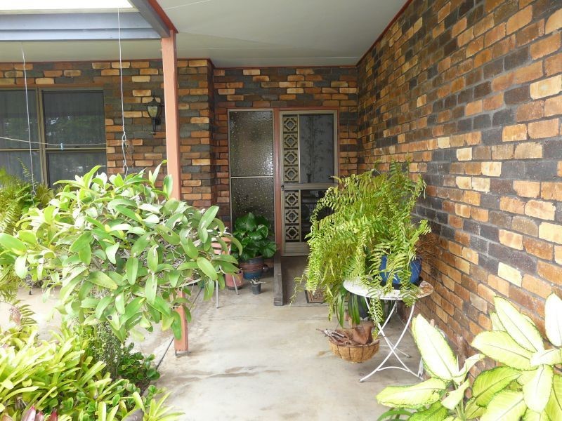 16 STRATHDEE Court, Ayr QLD 4807