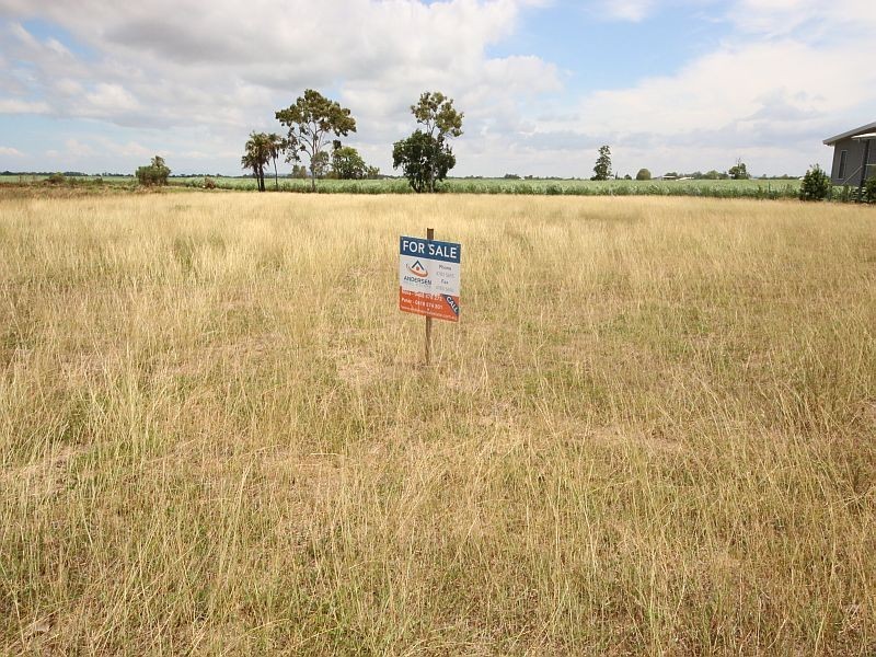 128 NUTTALL Road, Jarvisfield QLD 4807