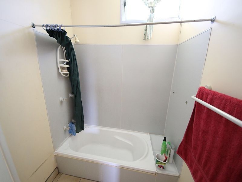 6 LYONS Street, Giru QLD 4809